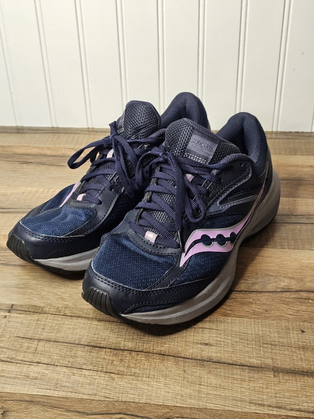 Saucony Cohesion 17 Navy Blue Running Sneakers Women's Size 8
